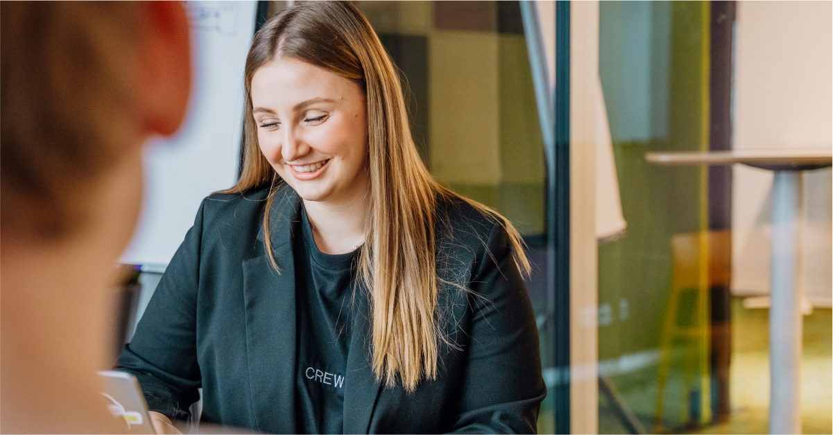 Transparentes Recruiting: Wie deine HR-Prozesse von zentraler und asynchroner Kommunikation profitieren